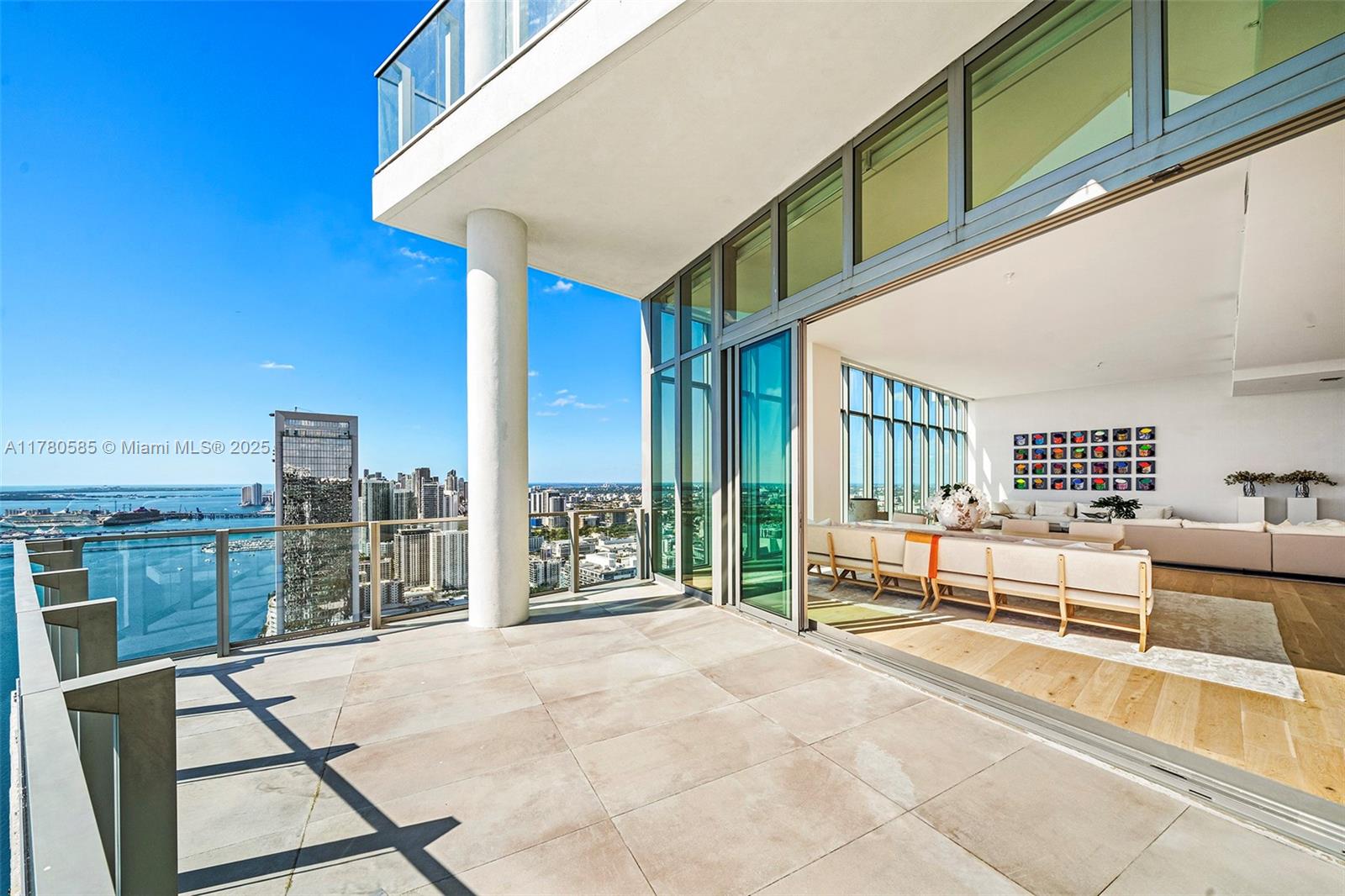 2900 NE 7th Ave # 5102