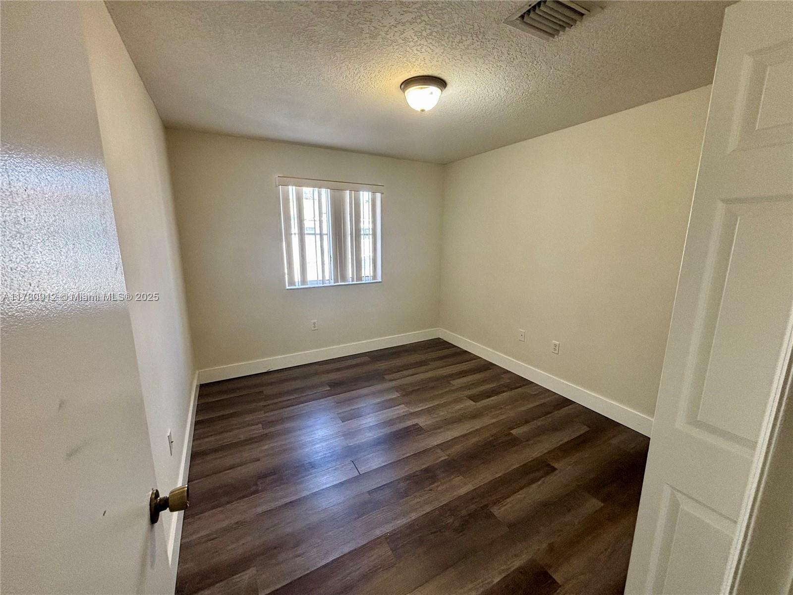 2922 SE 15th Ter