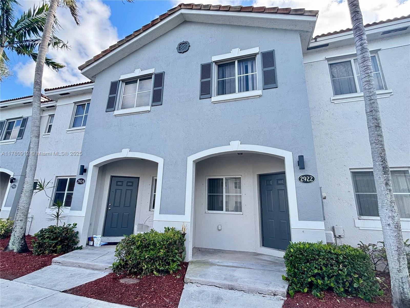 2922 SE 15th Ter