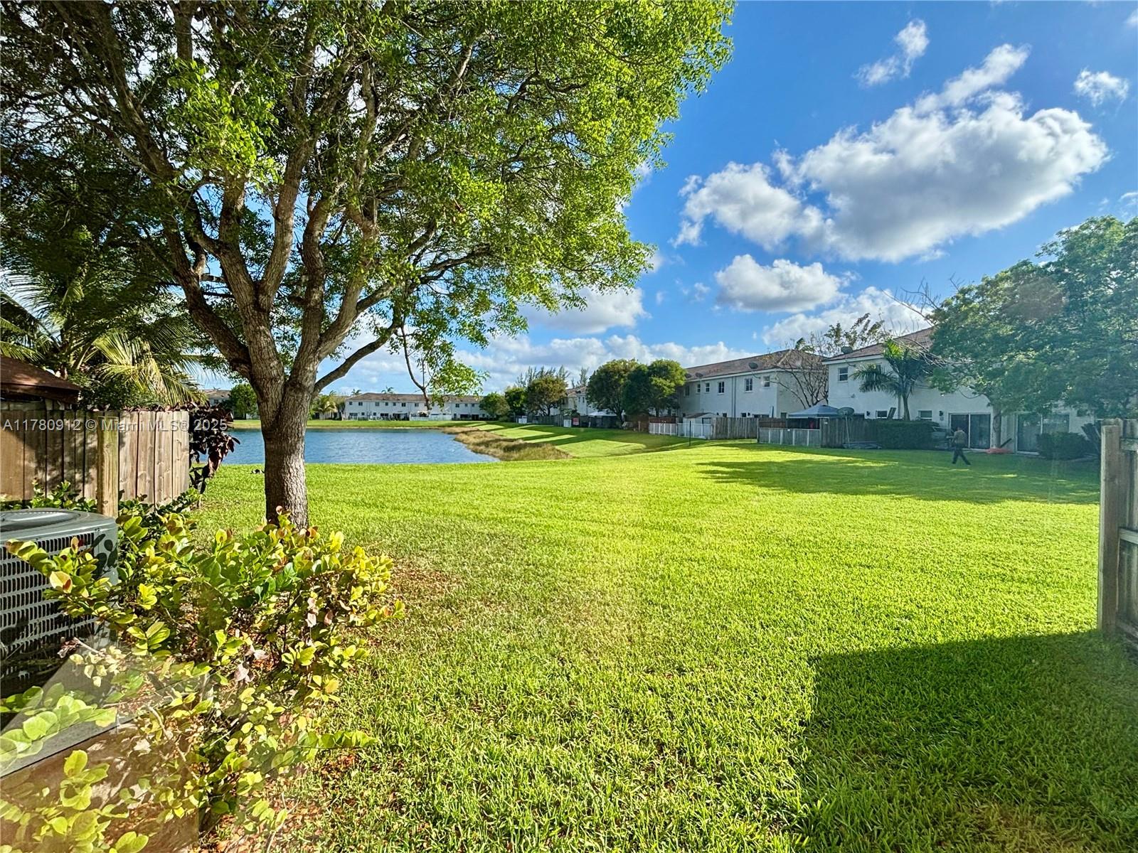 2922 SE 15th Ter