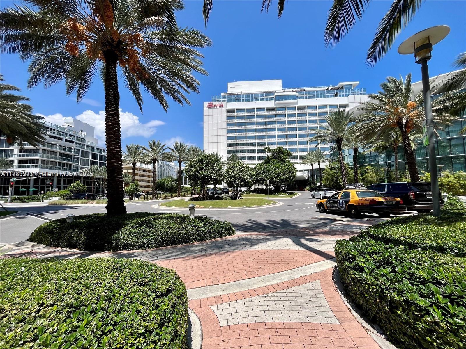 2899 Collins Ave # 708