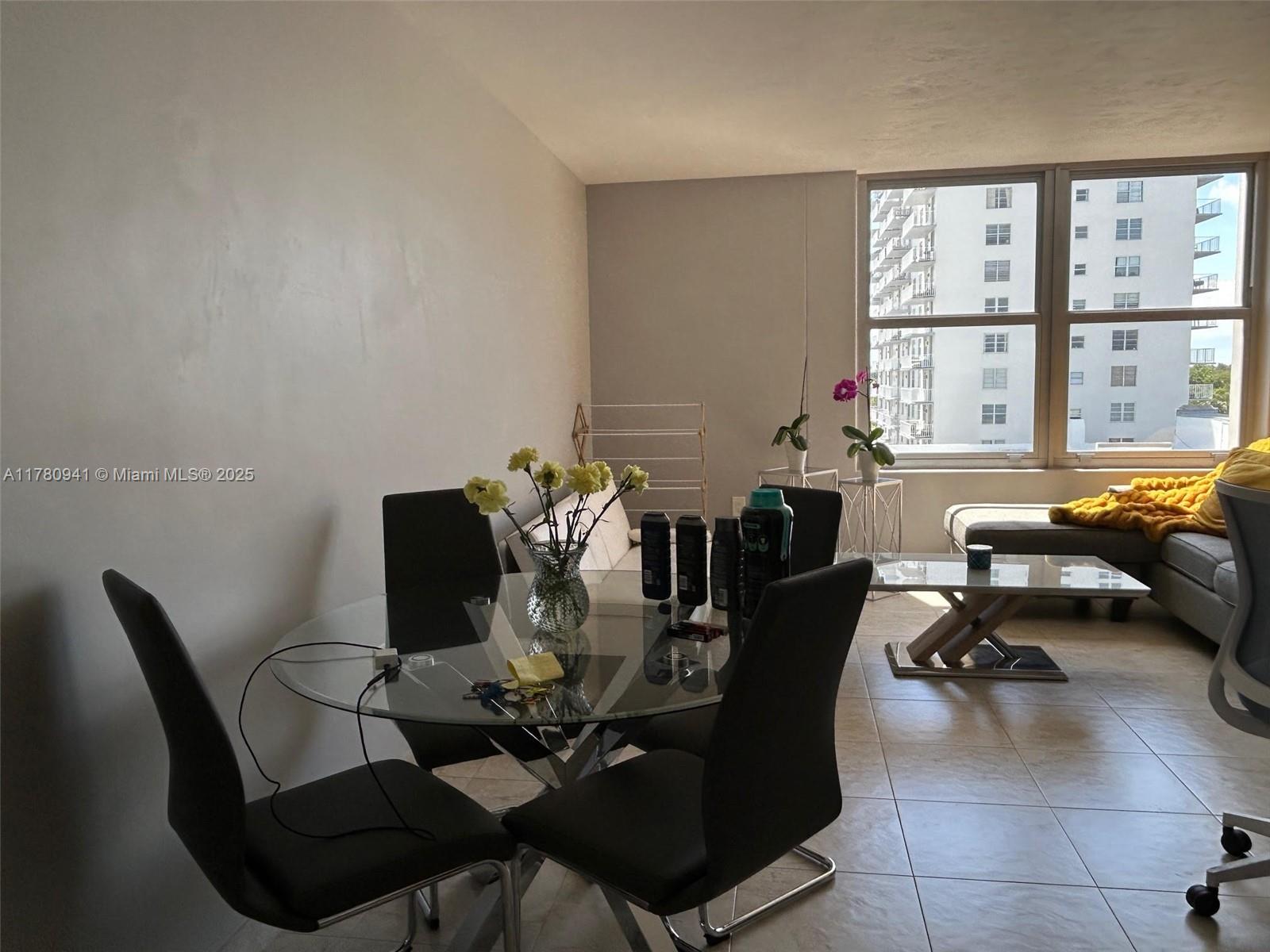 2899 Collins Ave # 708