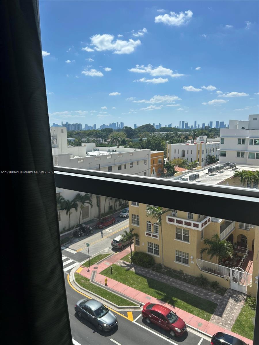 2899 Collins Ave # 708