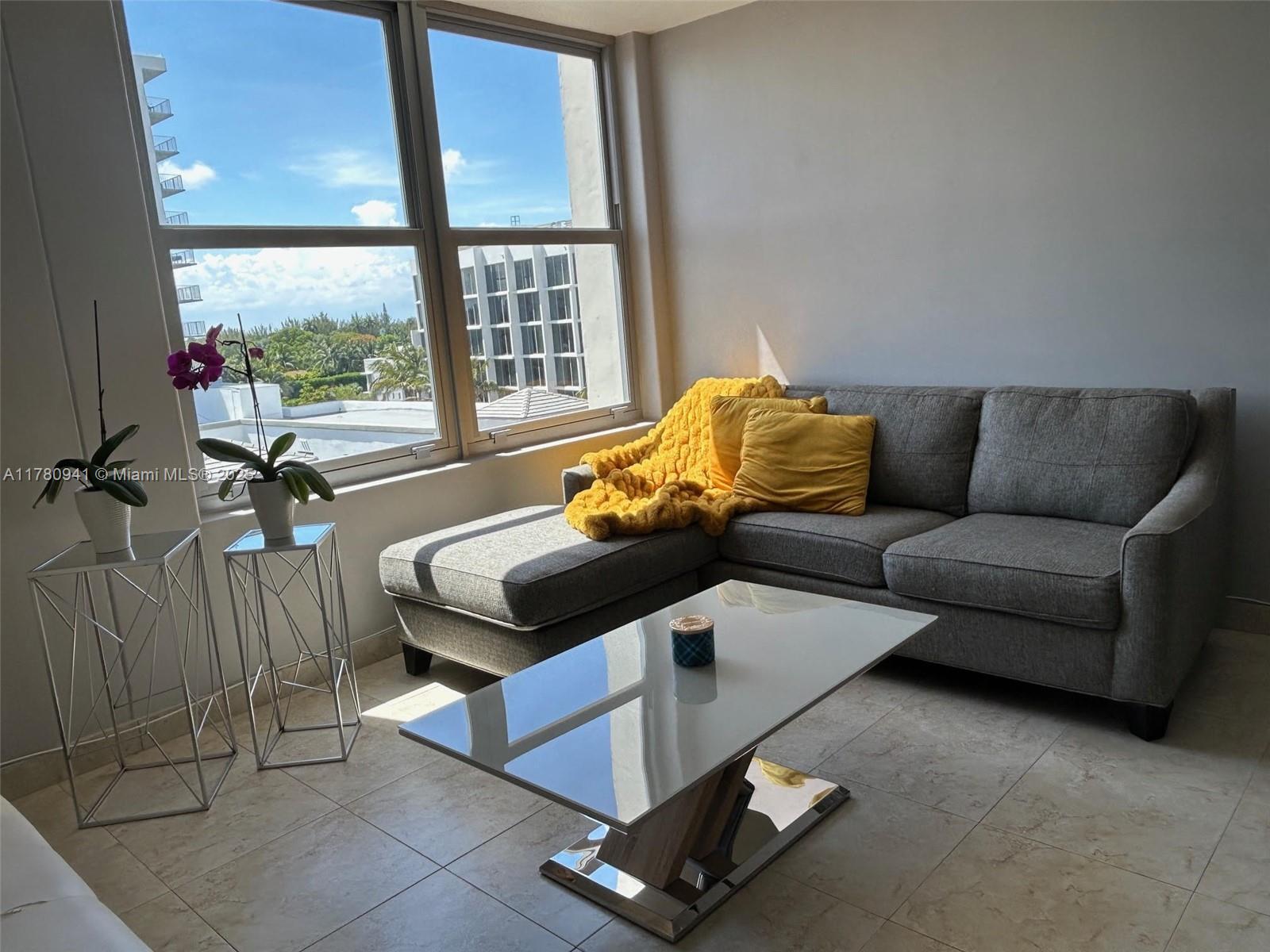 2899 Collins Ave # 708