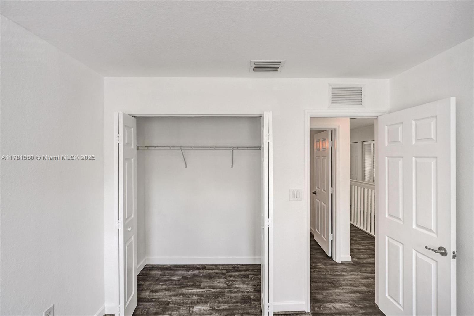22511 SW 88th Pl # 24 Unit: 6 -24