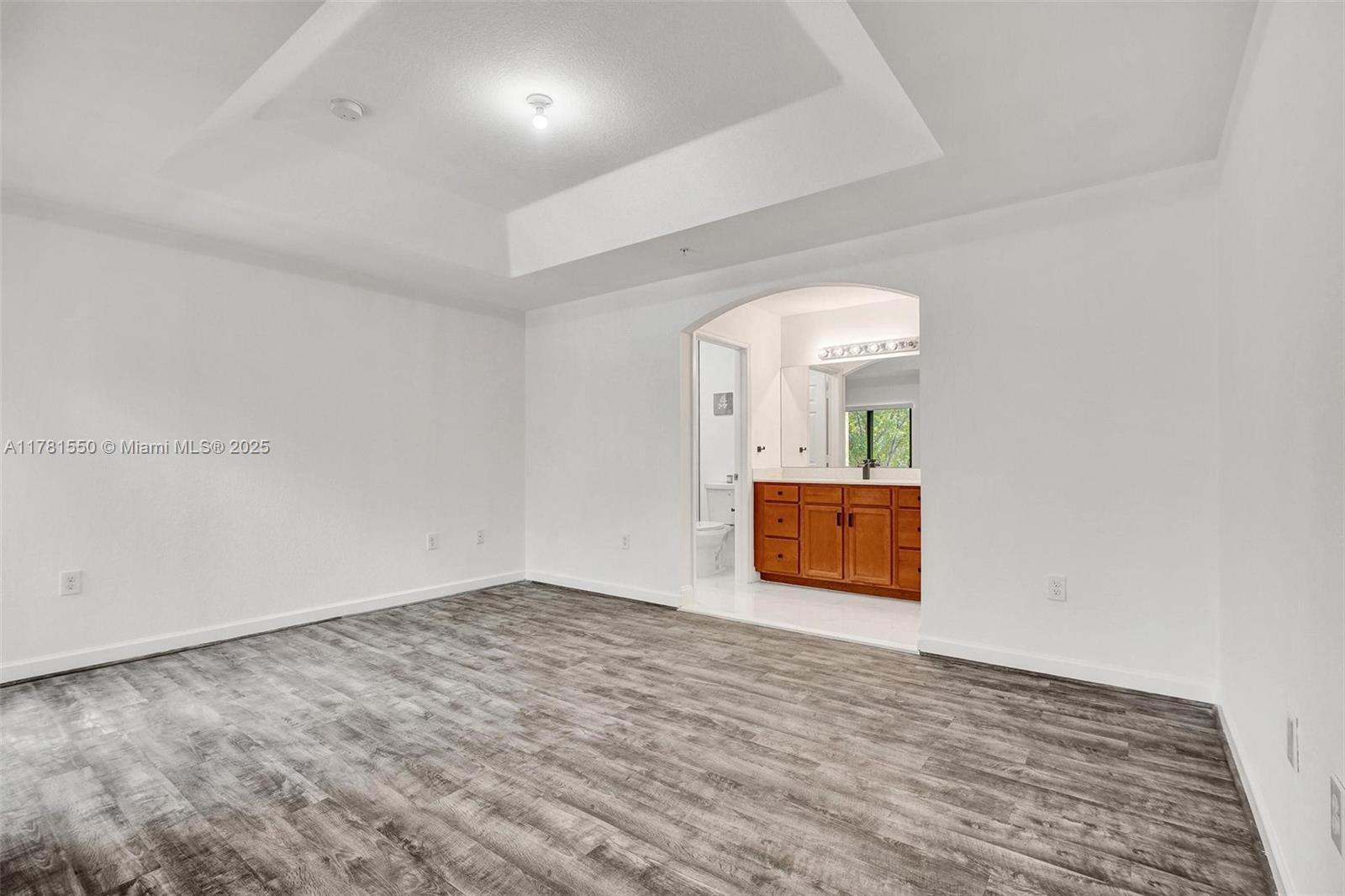 22511 SW 88th Pl # 24 Unit: 6 -24