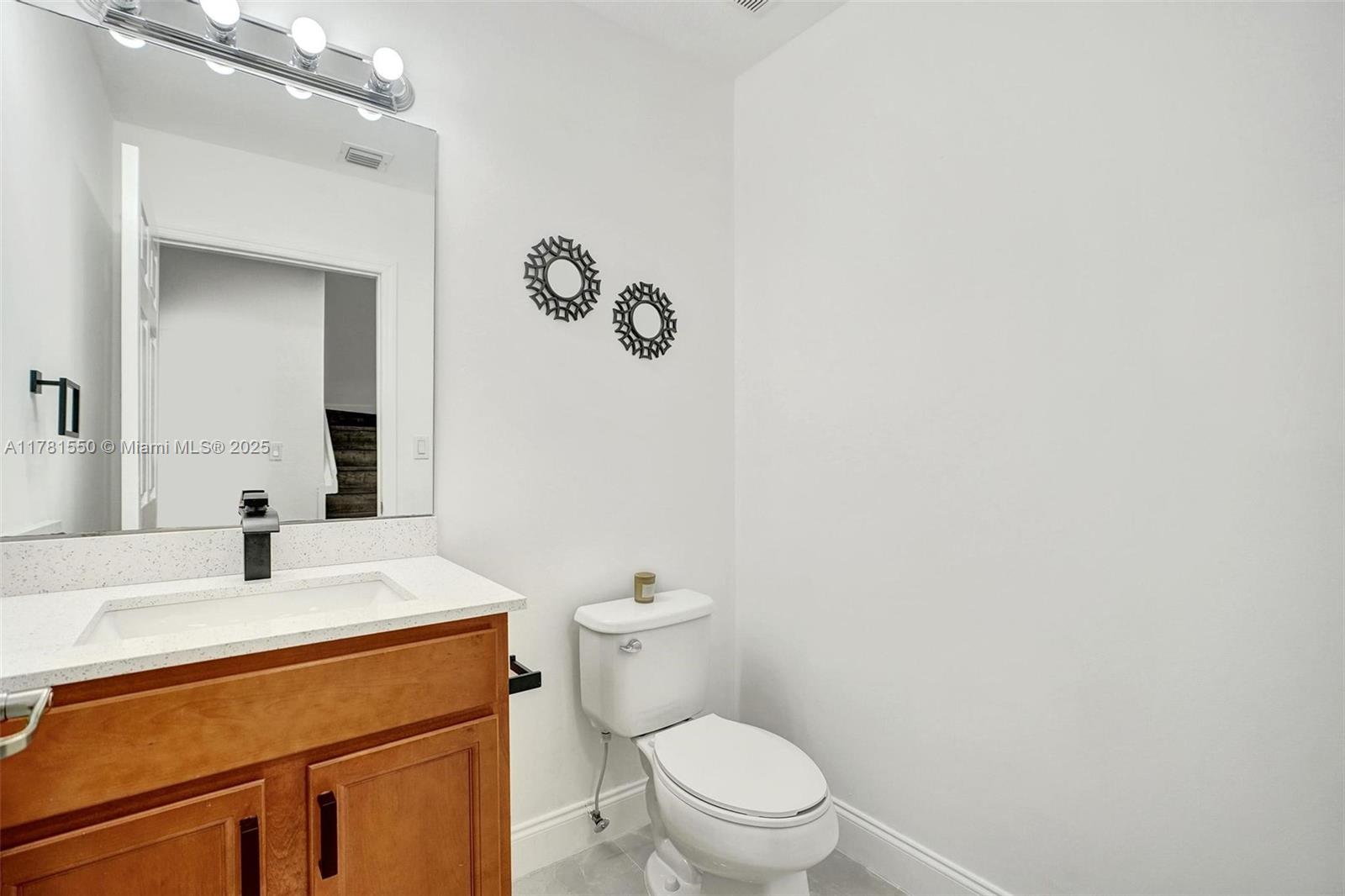 22511 SW 88th Pl # 24 Unit: 6 -24