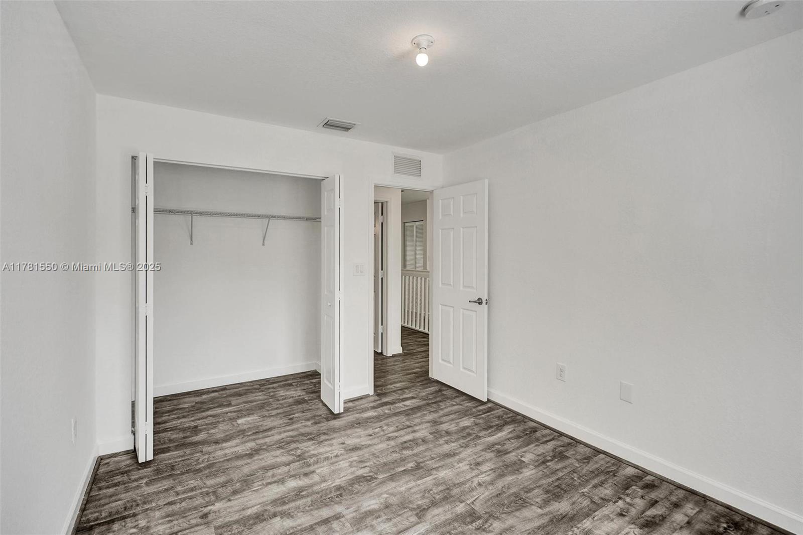 22511 SW 88th Pl # 24 Unit: 6 -24