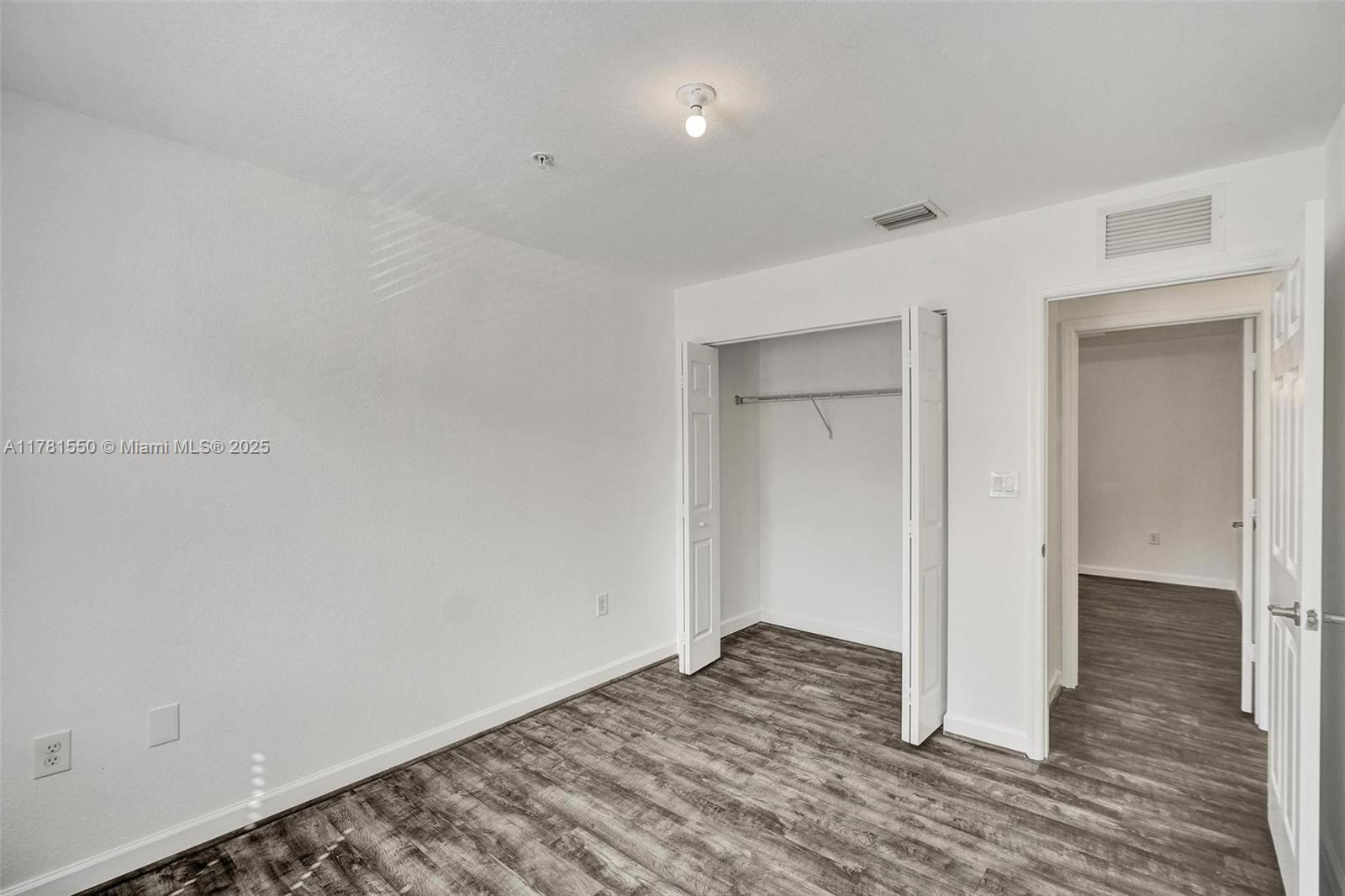 22511 SW 88th Pl # 24 Unit: 6 -24