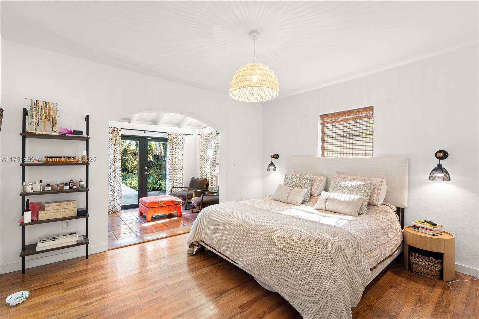4531 Sheridan Ave Unit: .