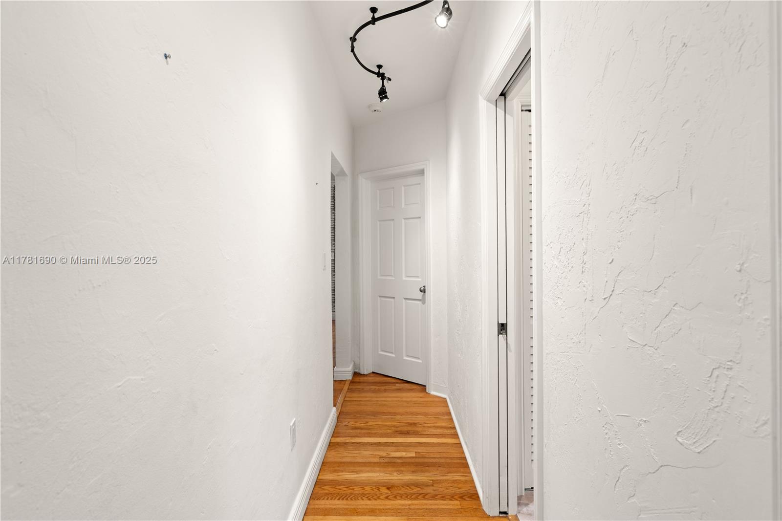 4531 Sheridan Ave Unit: .