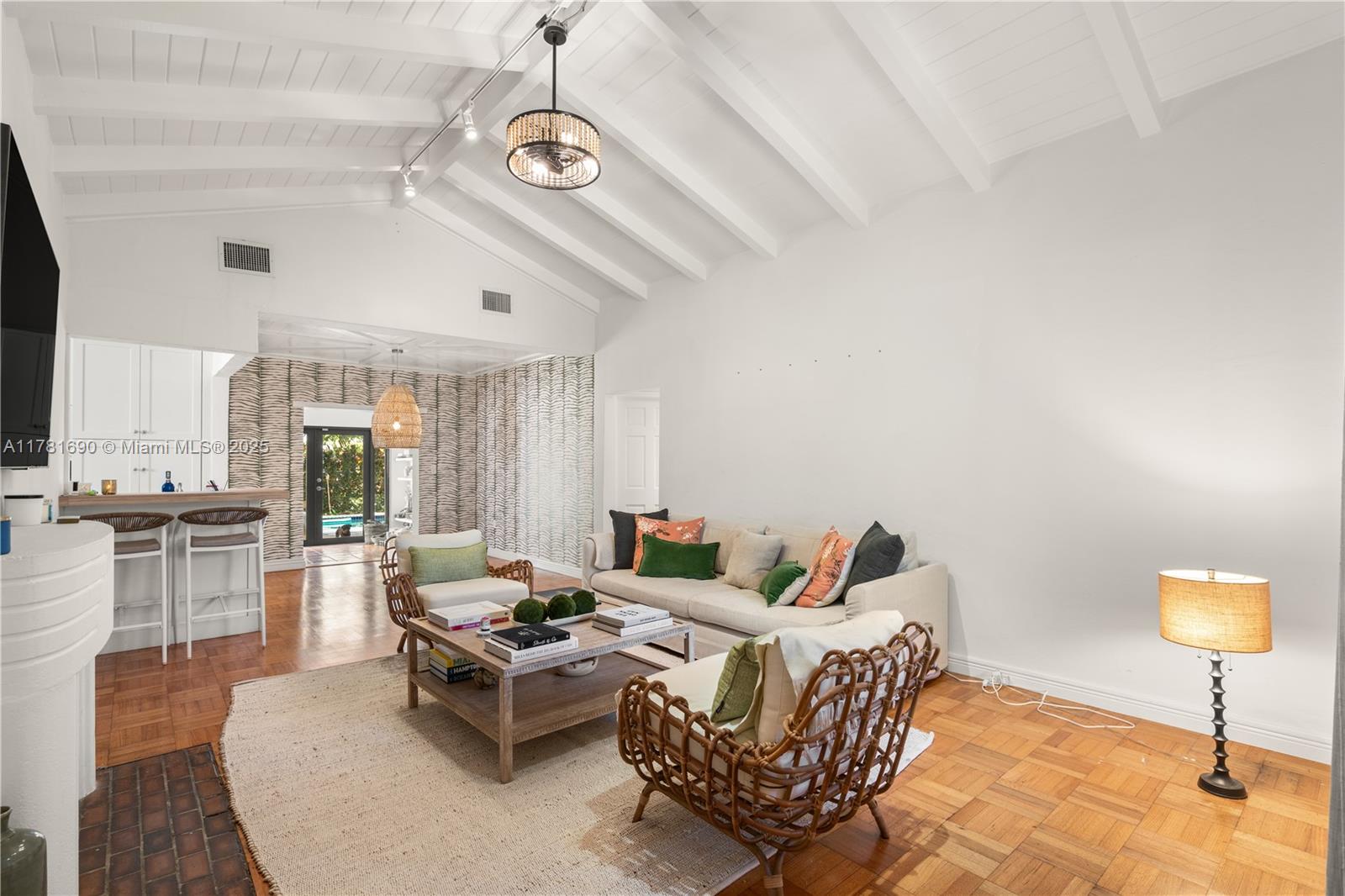 4531 Sheridan Ave Unit: .