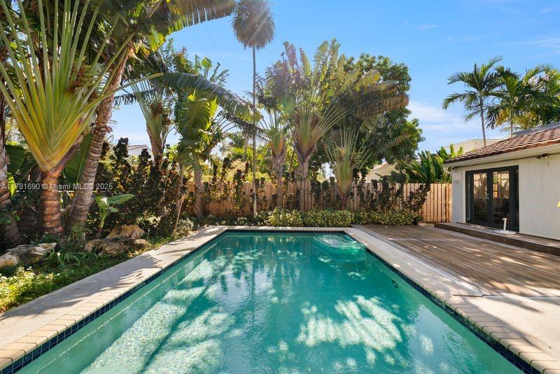 4531 Sheridan Ave Unit: .