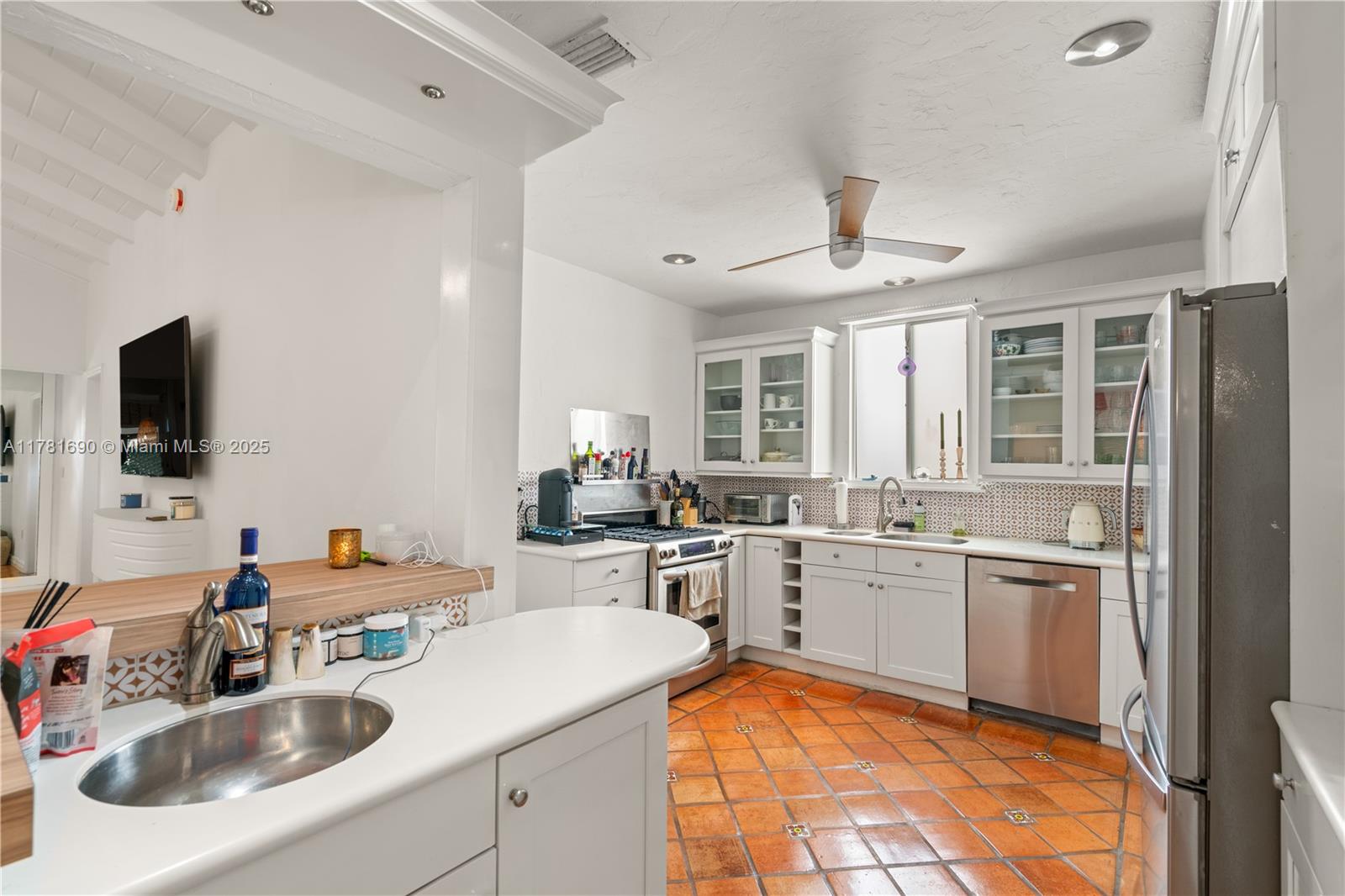 4531 Sheridan Ave Unit: .