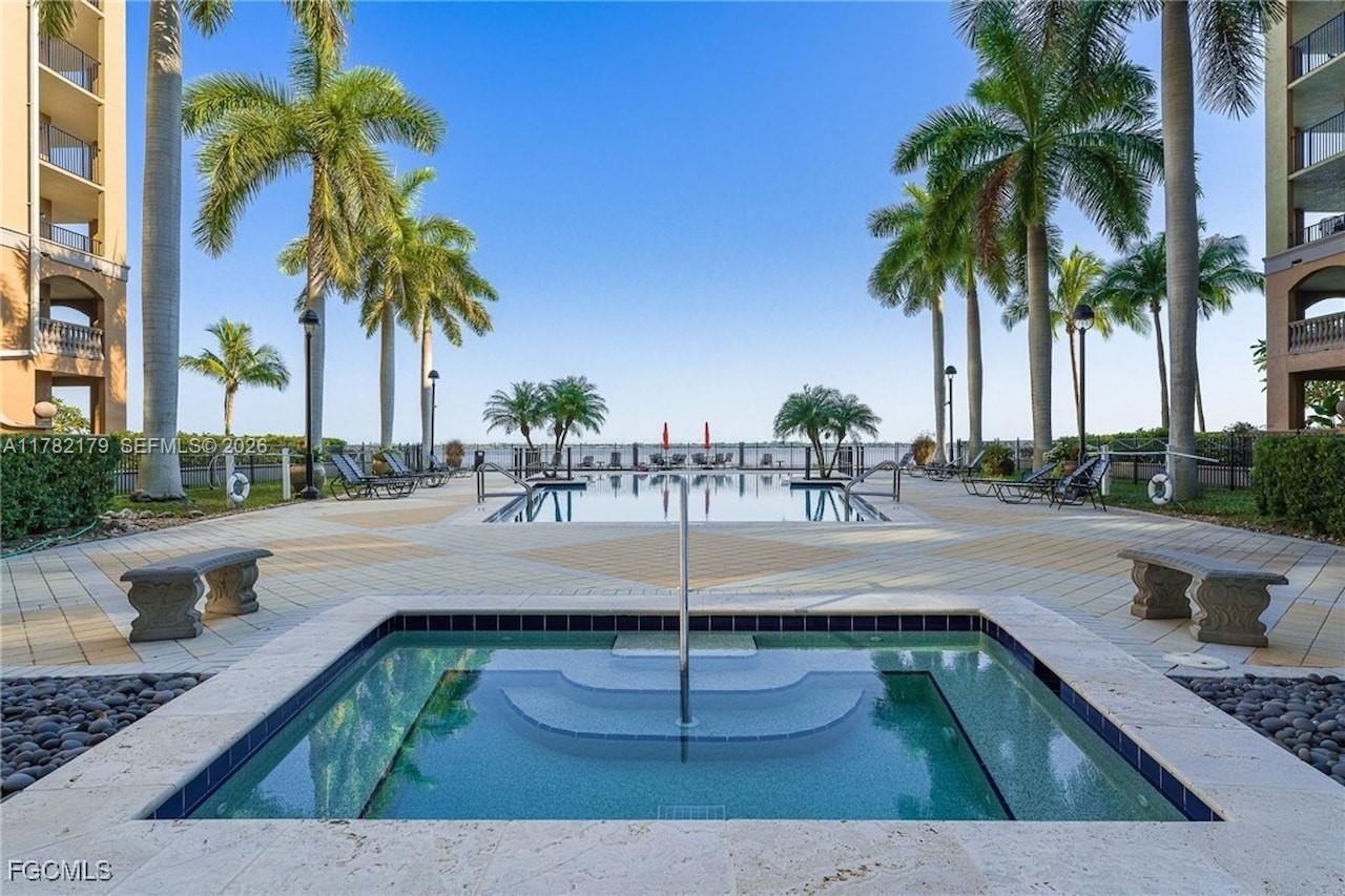 2825 Palm Beach Blvd # 418