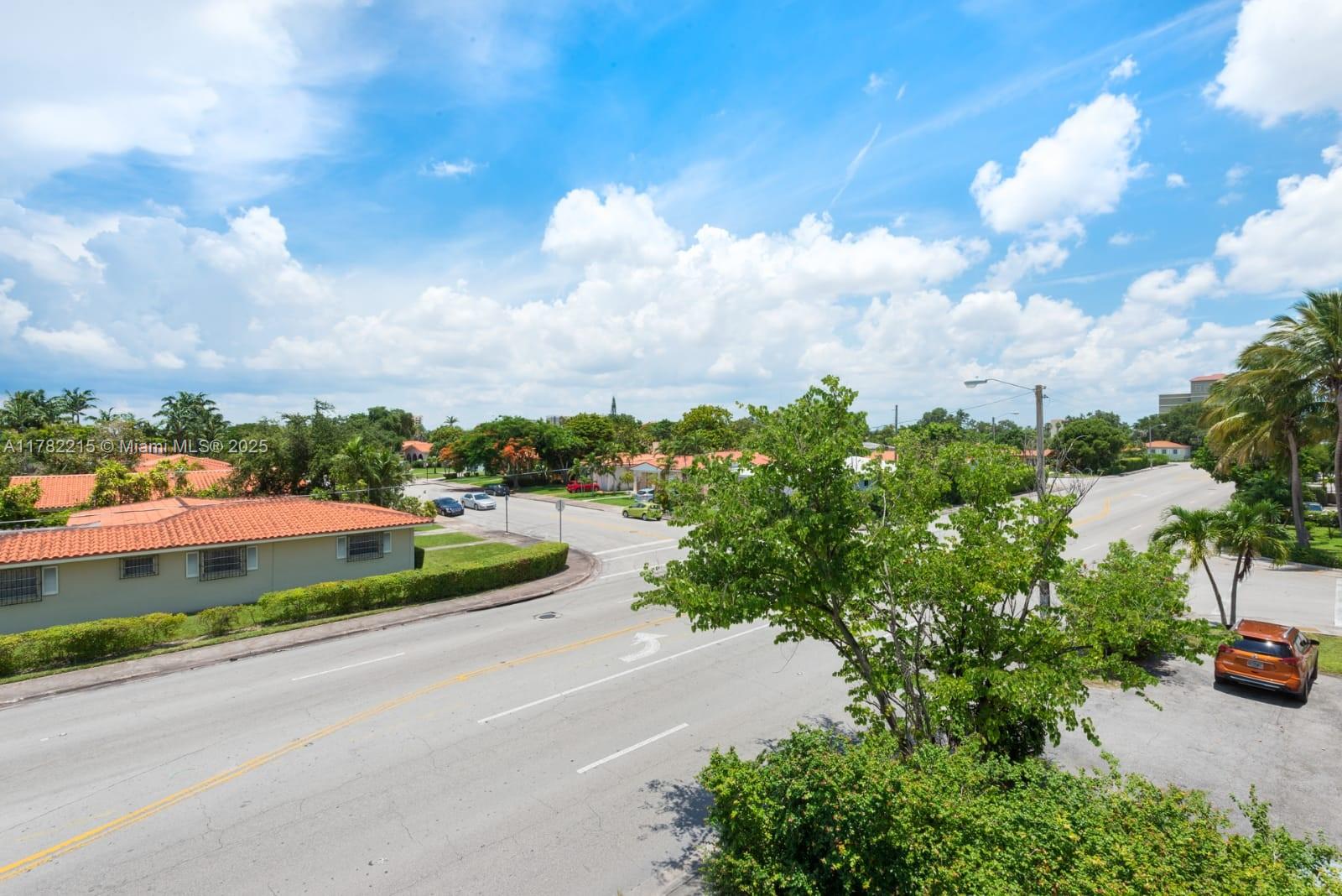 411 SW 37th Ave # 3B