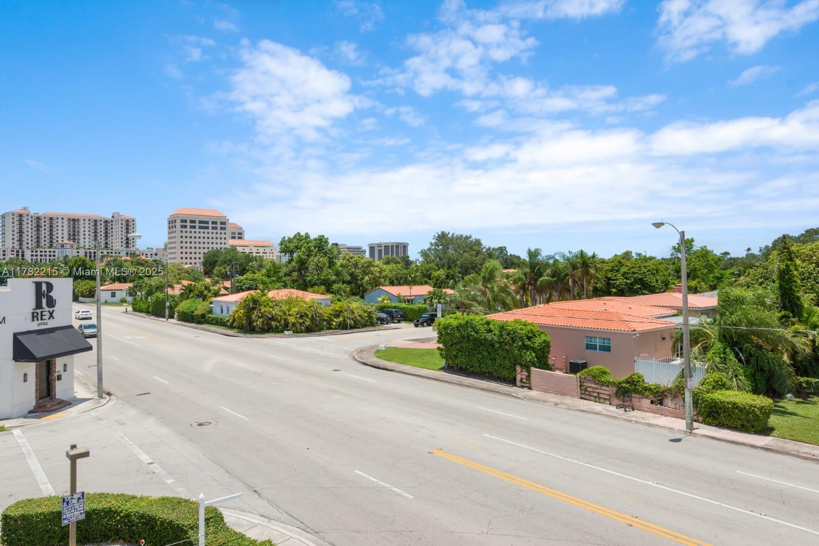 411 SW 37th Ave # 3B