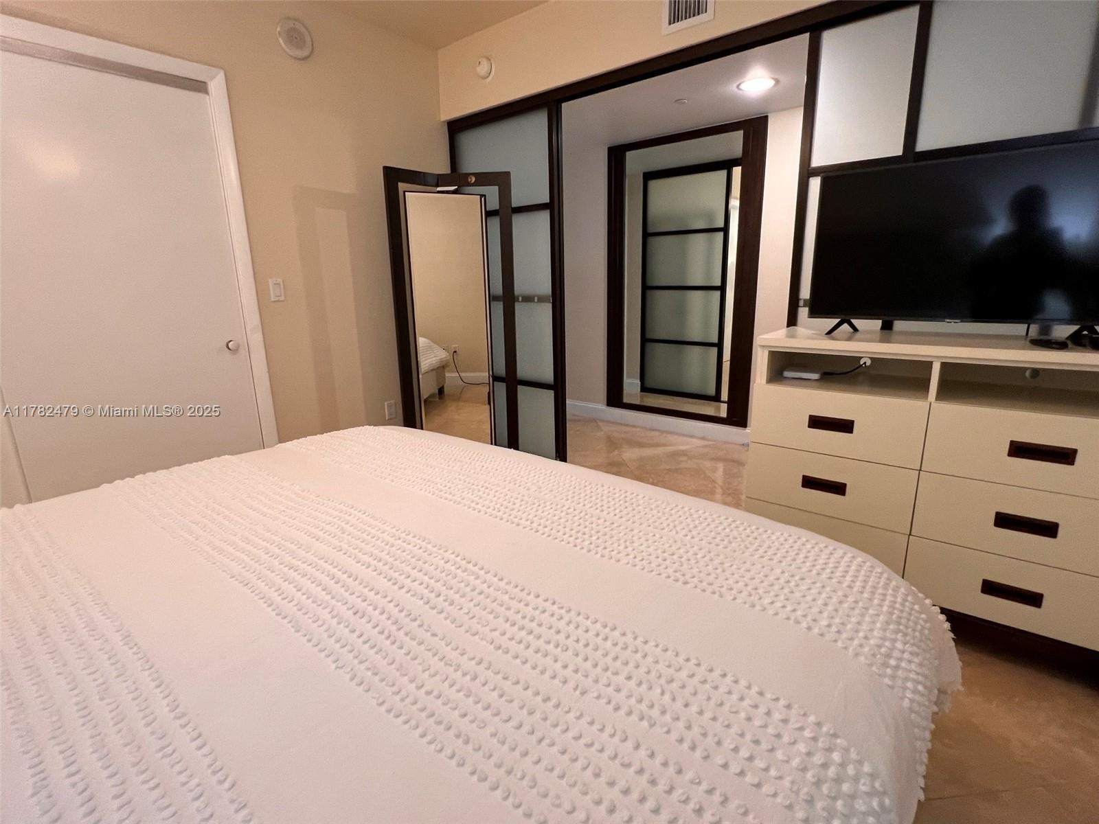 1830 S Ocean Dr # 3309