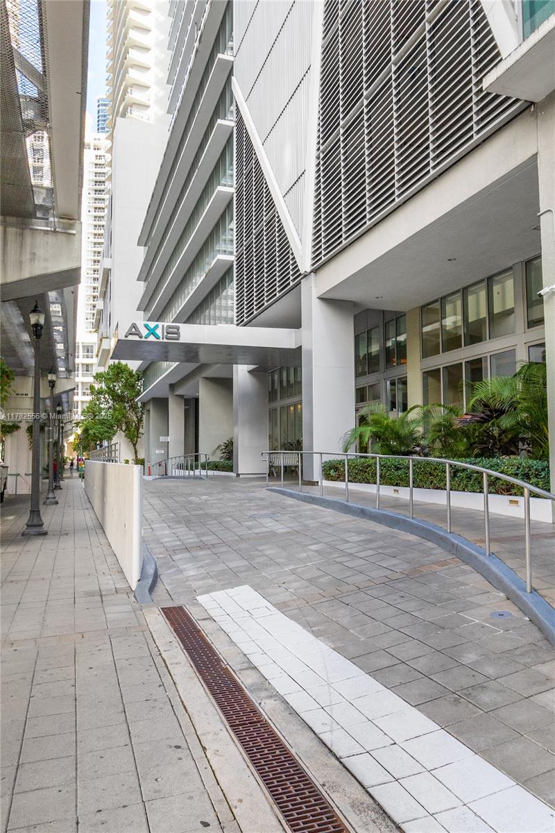 1111 SW 1st Ave Unit: 2719-N