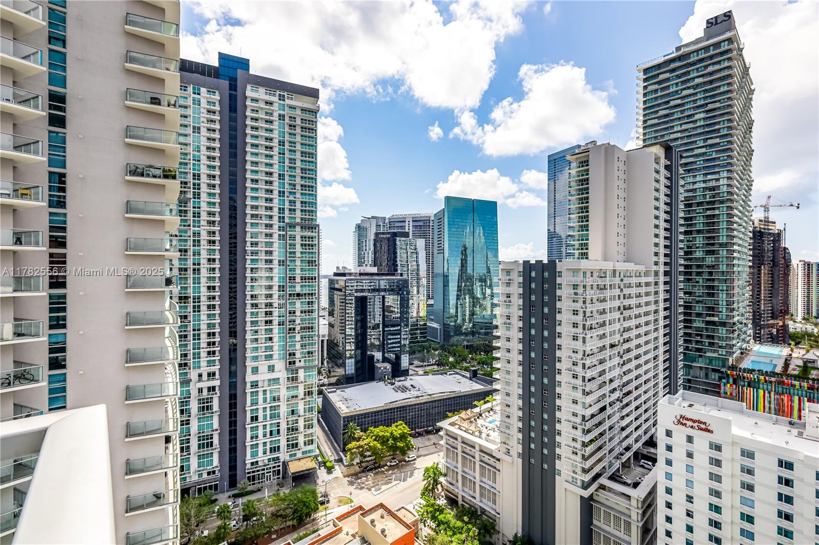 1111 SW 1st Ave Unit: 2719-N