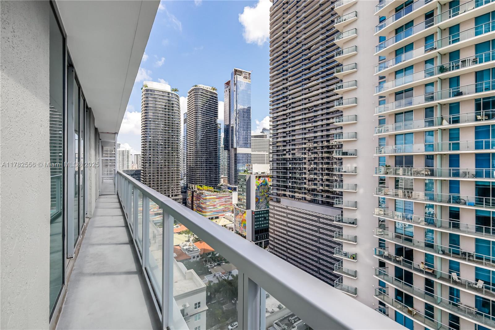 1111 SW 1st Ave Unit: 2719-N