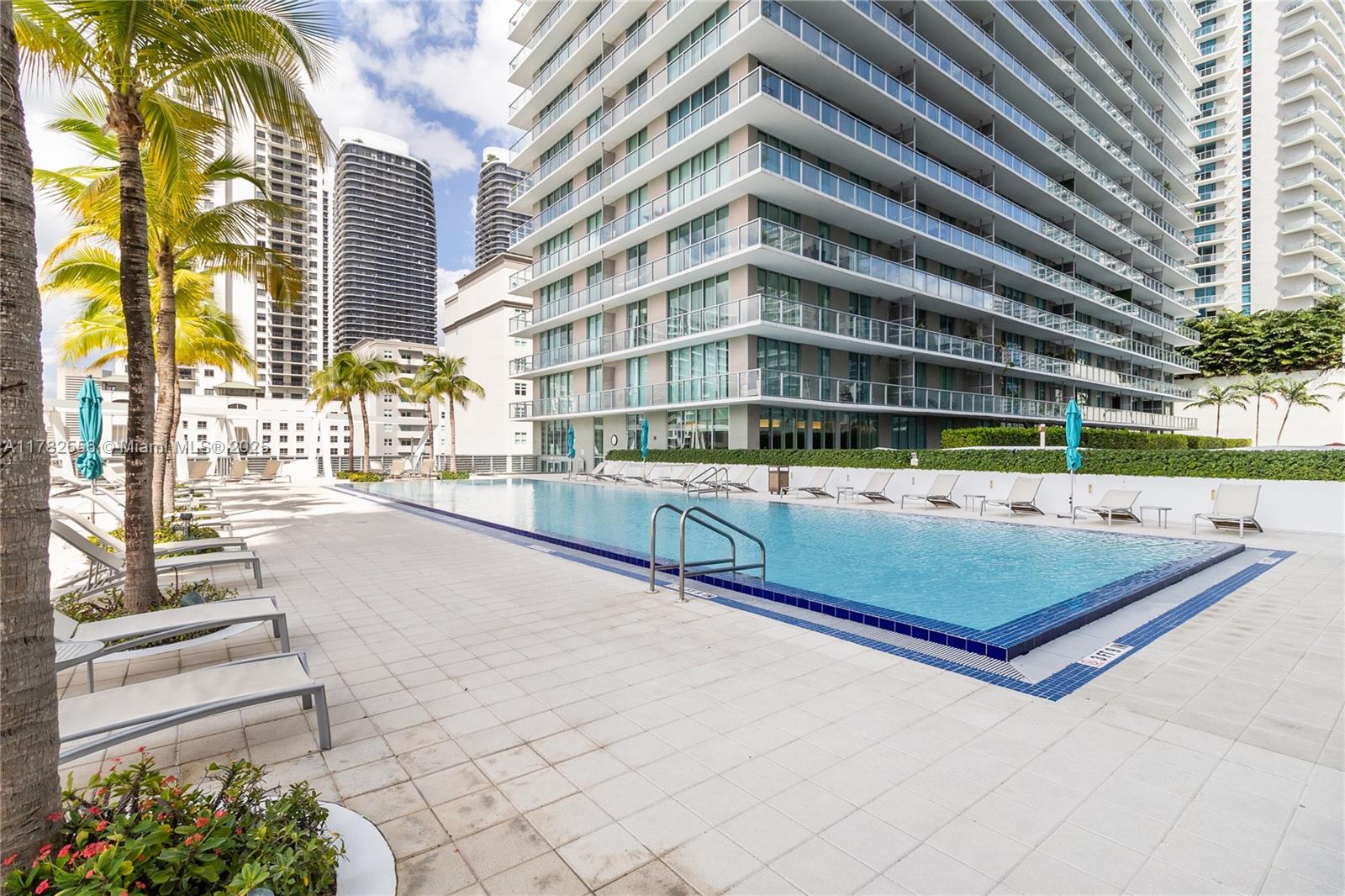 1111 SW 1st Ave Unit: 2719-N
