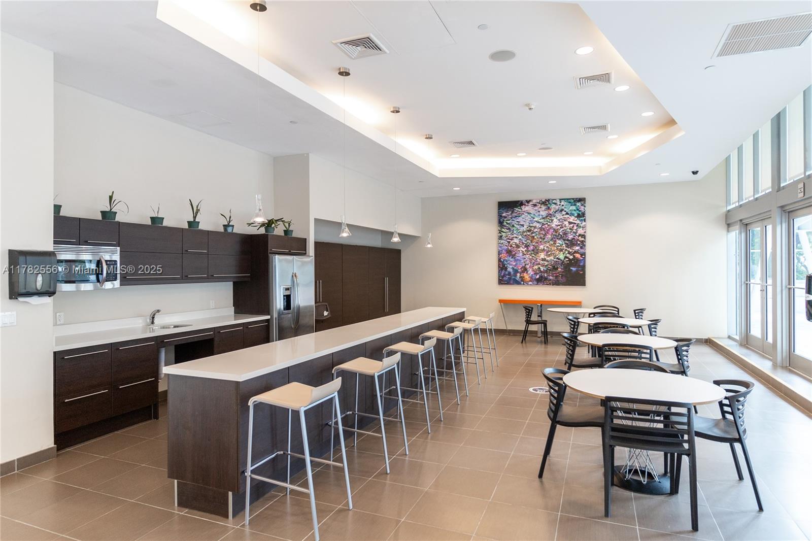 1111 SW 1st Ave Unit: 2719-N