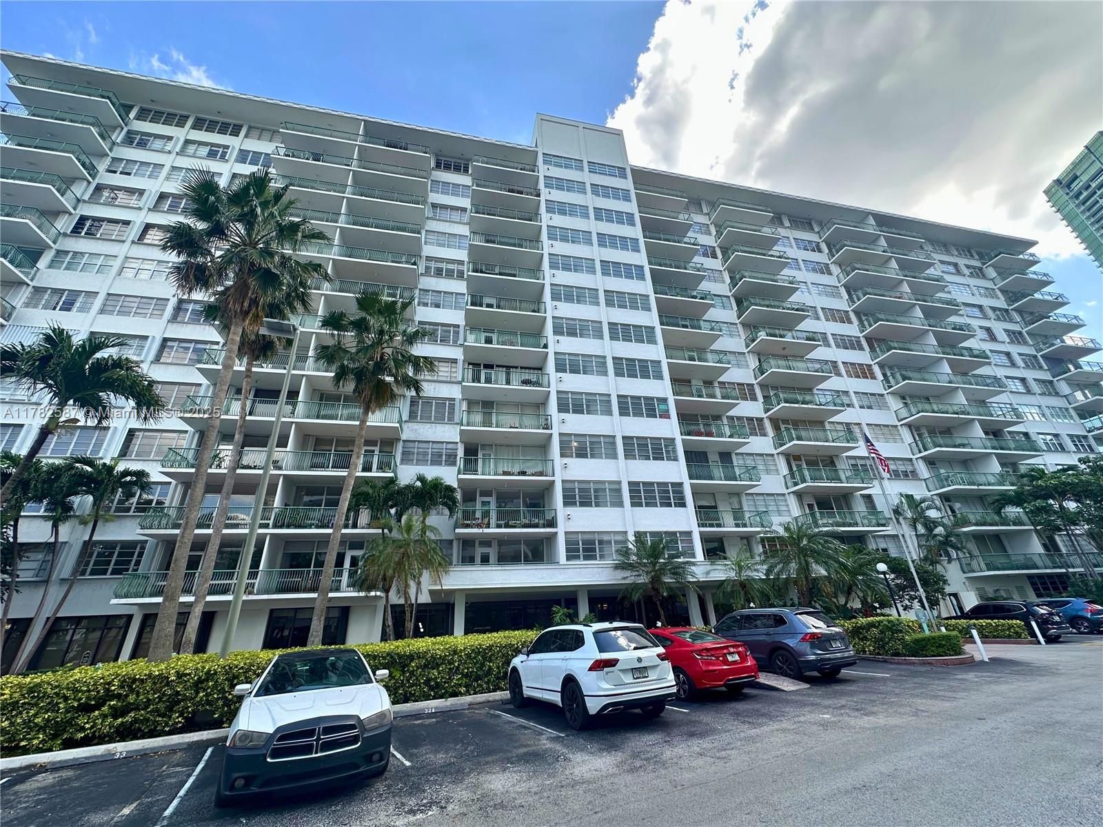 1408 Brickell Bay Dr # 1104, Miami Unit: 1104