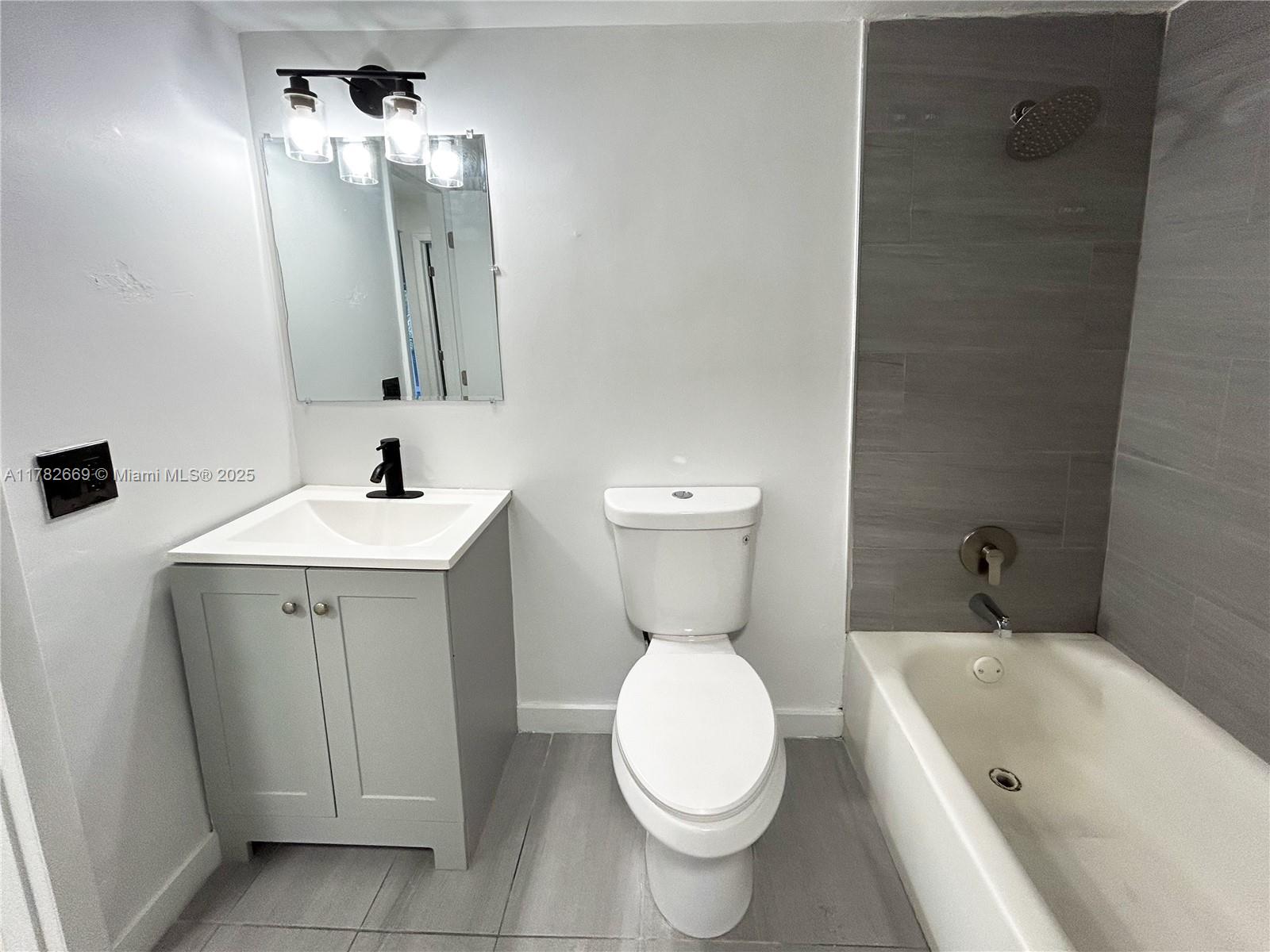 12215 W Dixie Hwy # 201