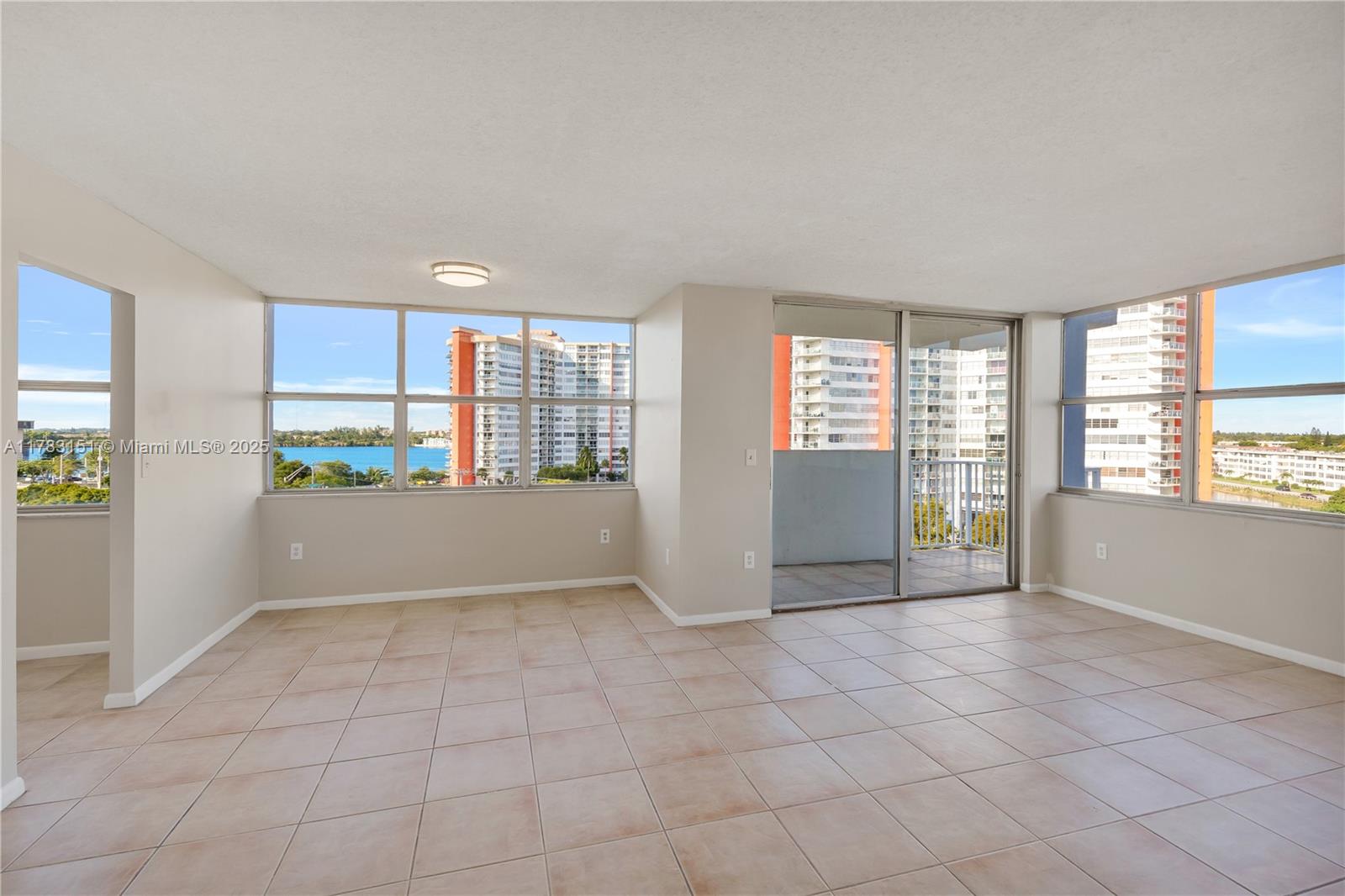 1300 NE Miami Gardens Dr Unit: 714E