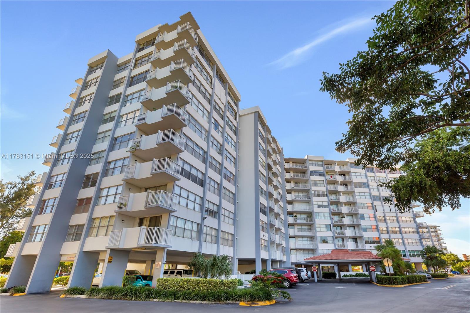 1300 NE Miami Gardens Dr Unit: 714E