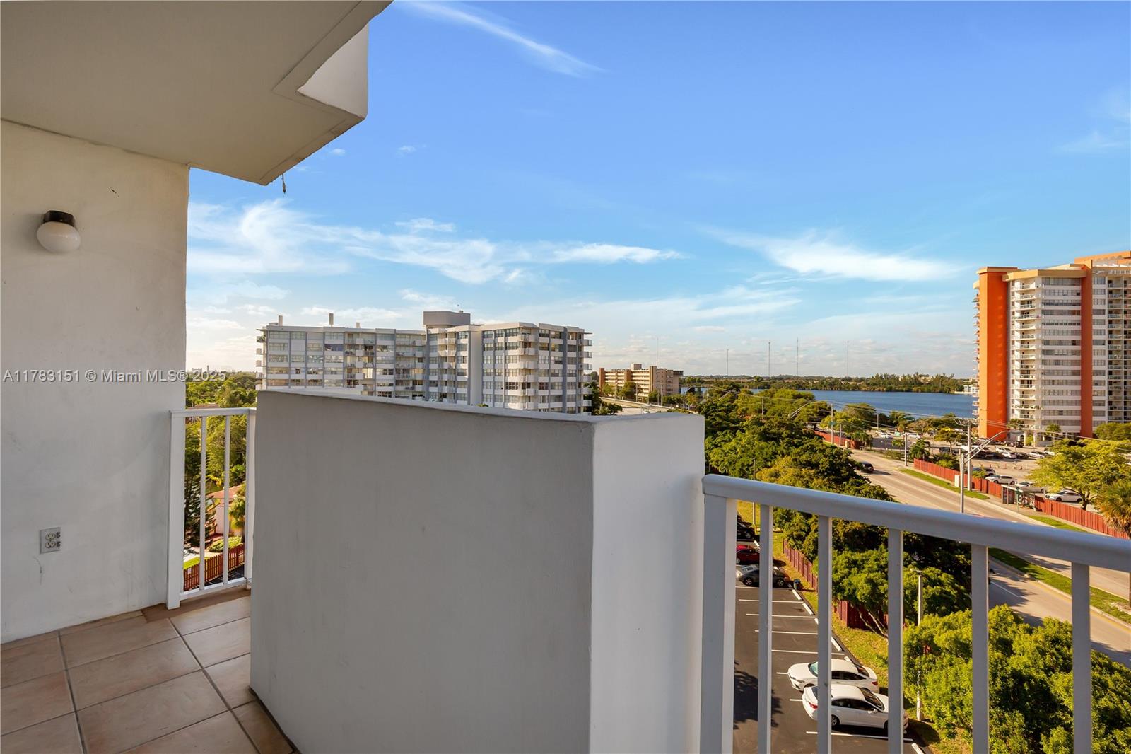1300 NE Miami Gardens Dr Unit: 714E