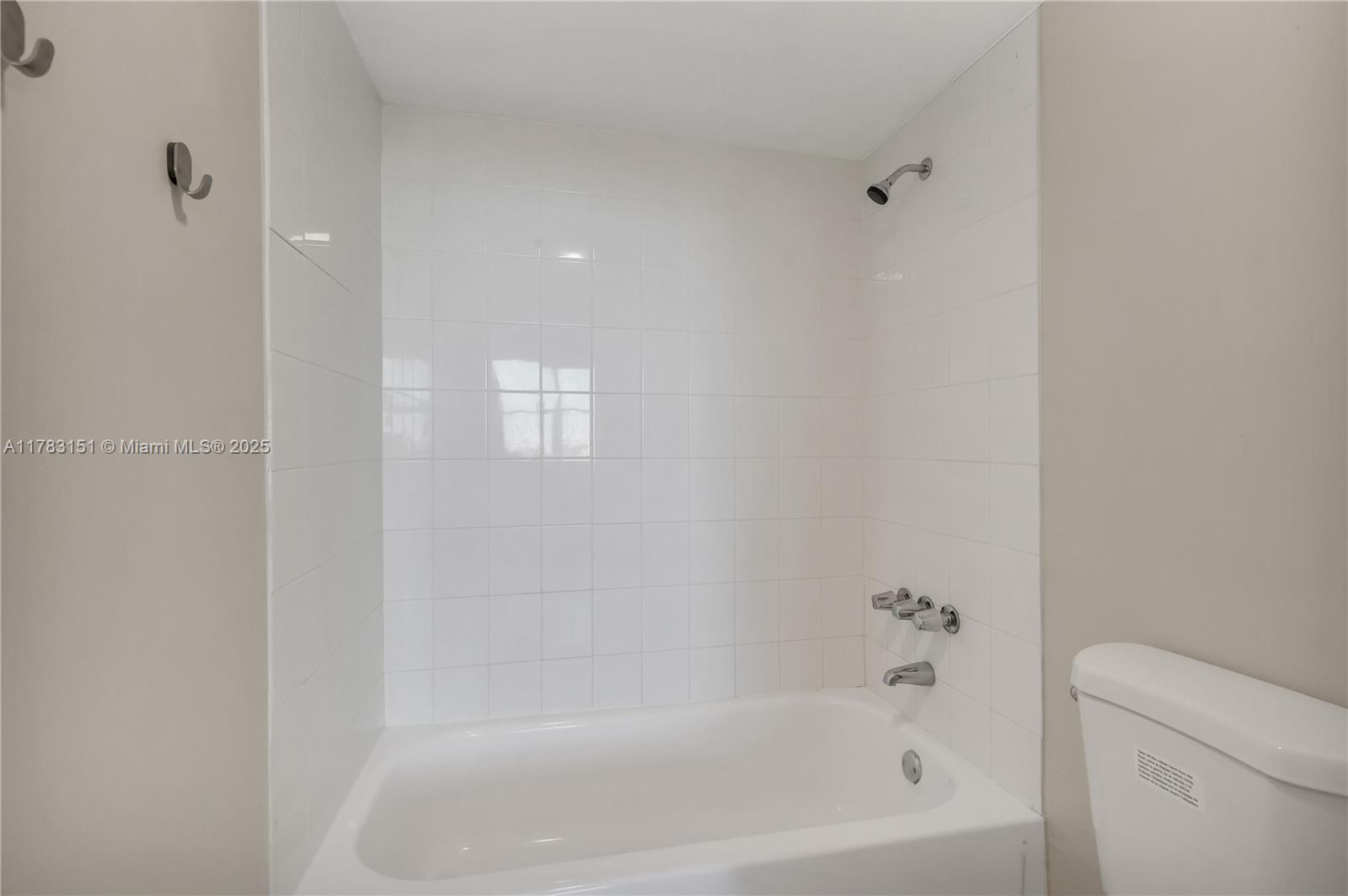 1300 NE Miami Gardens Dr Unit: 714E