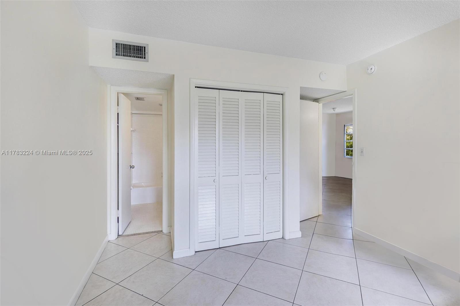 1701 Washington St # 304