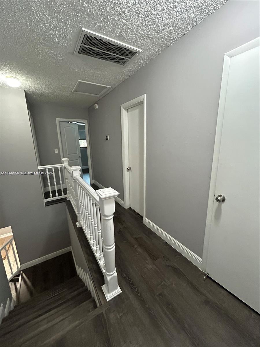 29 Madrid Ln # 9 Unit: 8-9