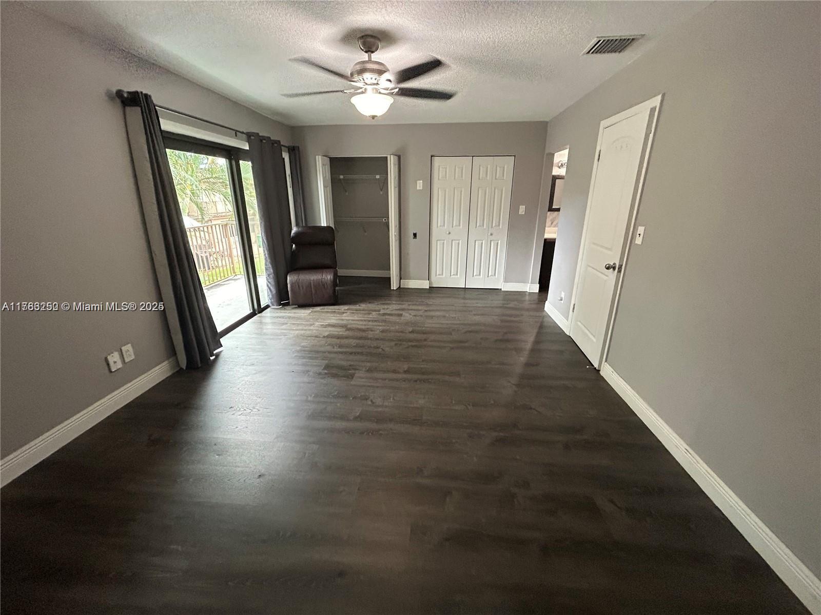 29 Madrid Ln # 9 Unit: 8-9