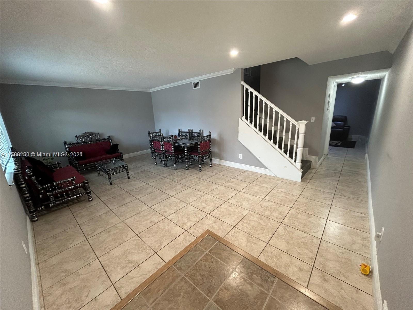 29 Madrid Ln # 9 Unit: 8-9