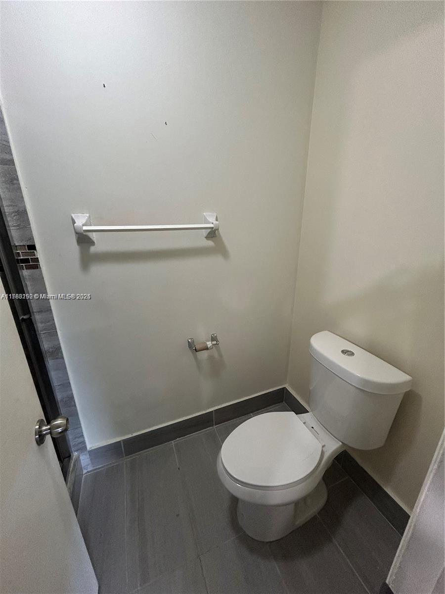 29 Madrid Ln # 9 Unit: 8-9