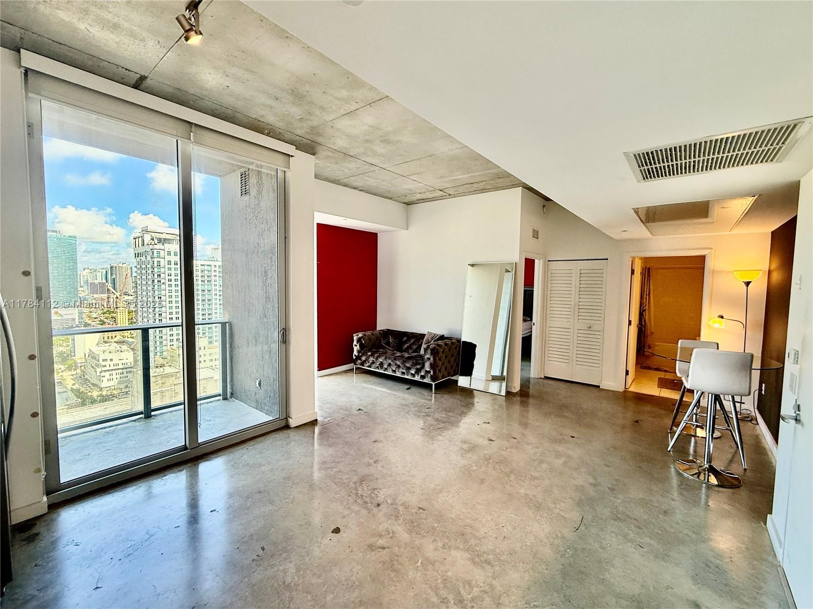 151 SE 1st St # 3208