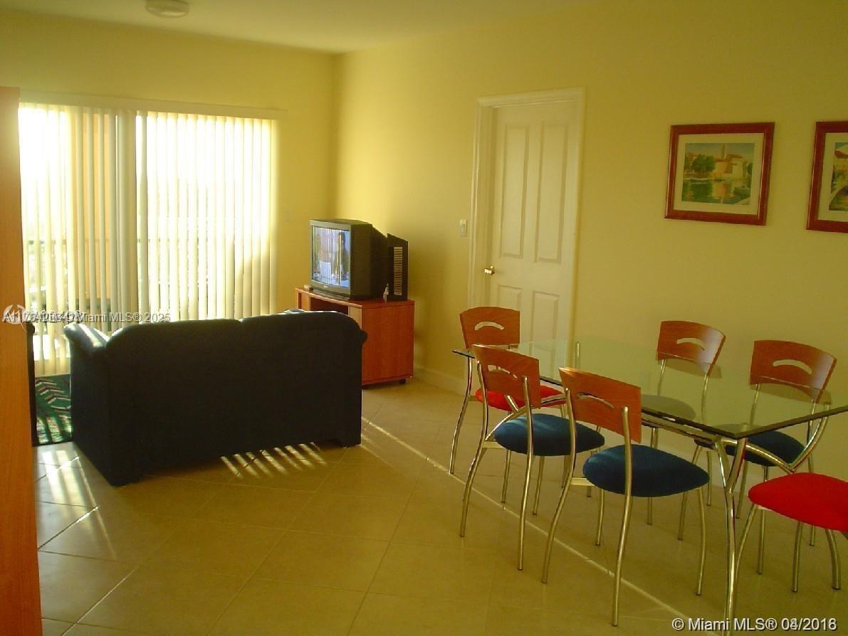 2280 SW 32nd Ave # 411
