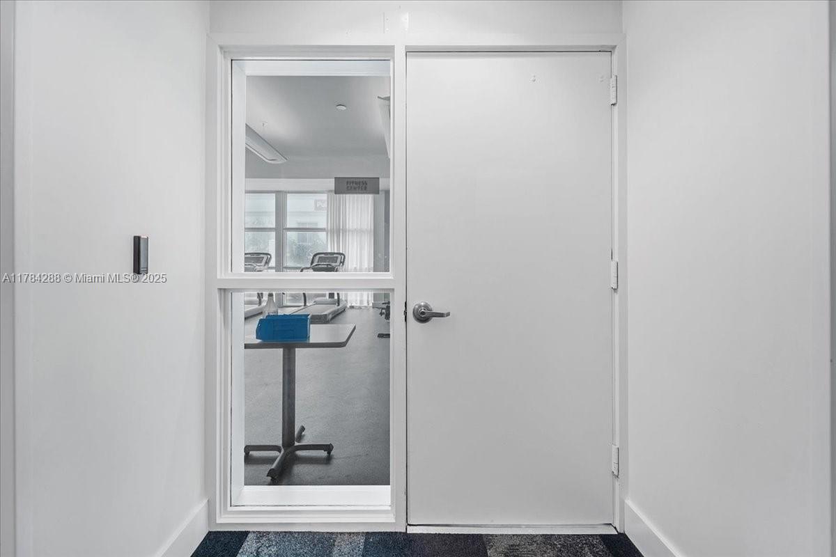 350 NE 24th St # 711