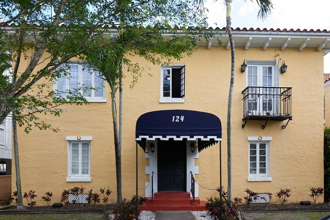 124 Mendoza Ave # 3