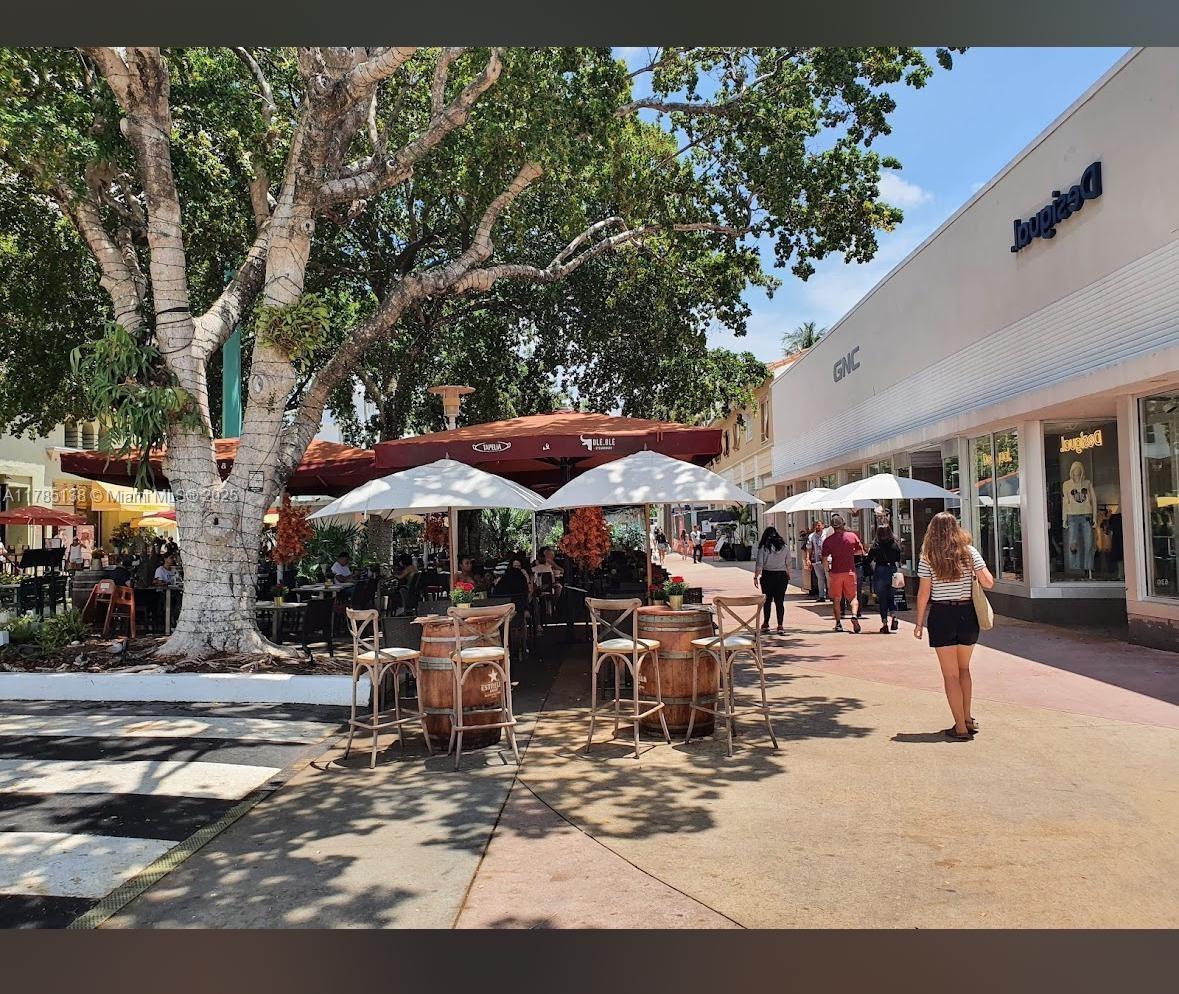 1614 Pennsylvania Ave # 1E