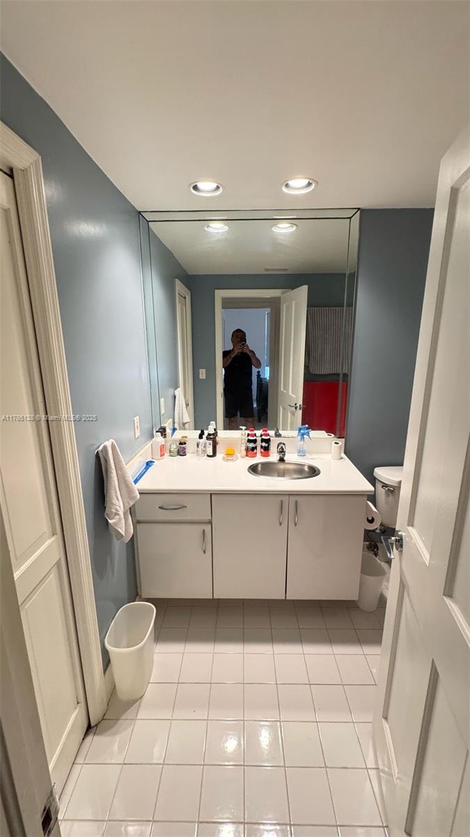 1614 Pennsylvania Ave # 1E