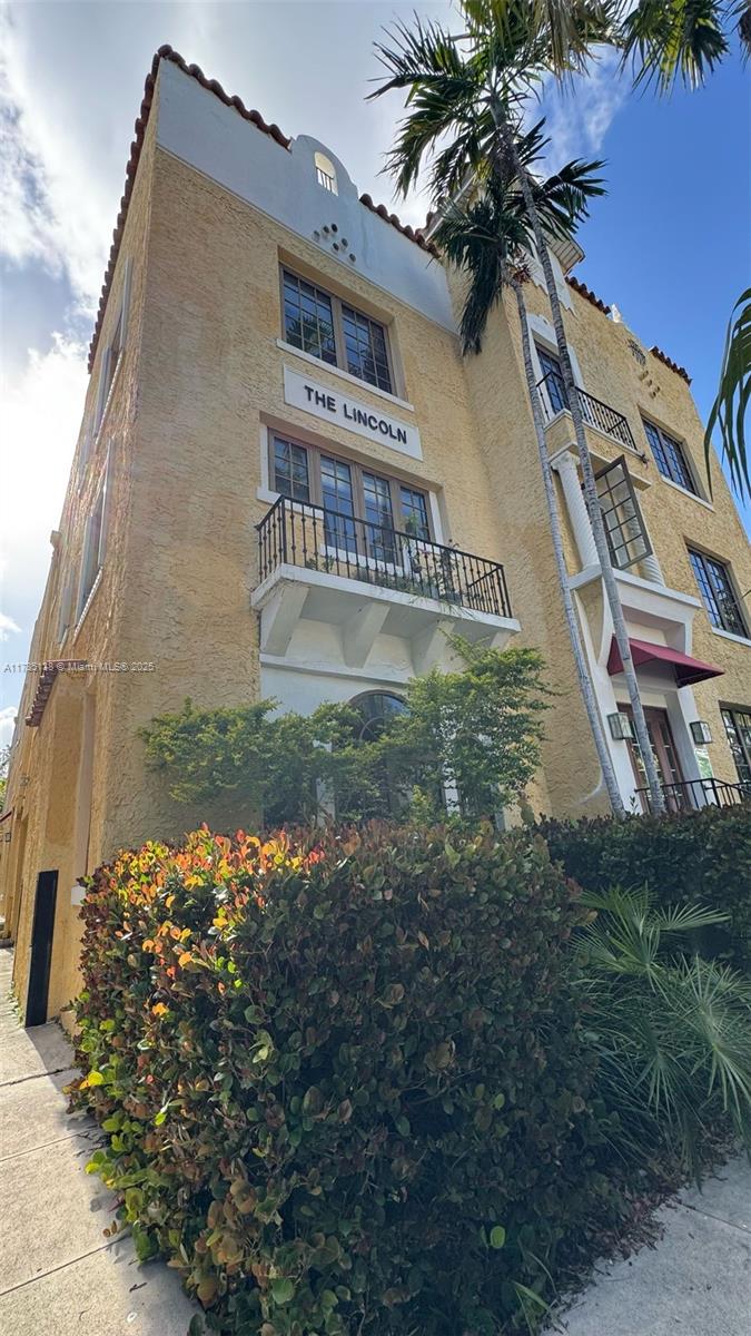 1614 Pennsylvania Ave # 1E