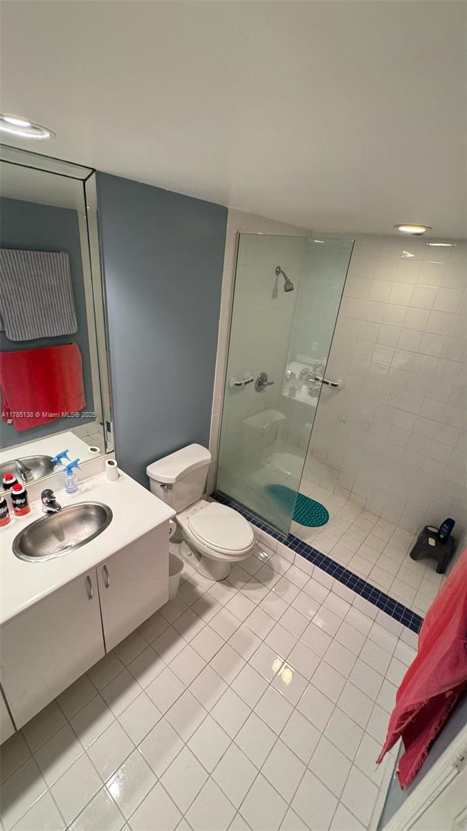 1614 Pennsylvania Ave # 1E