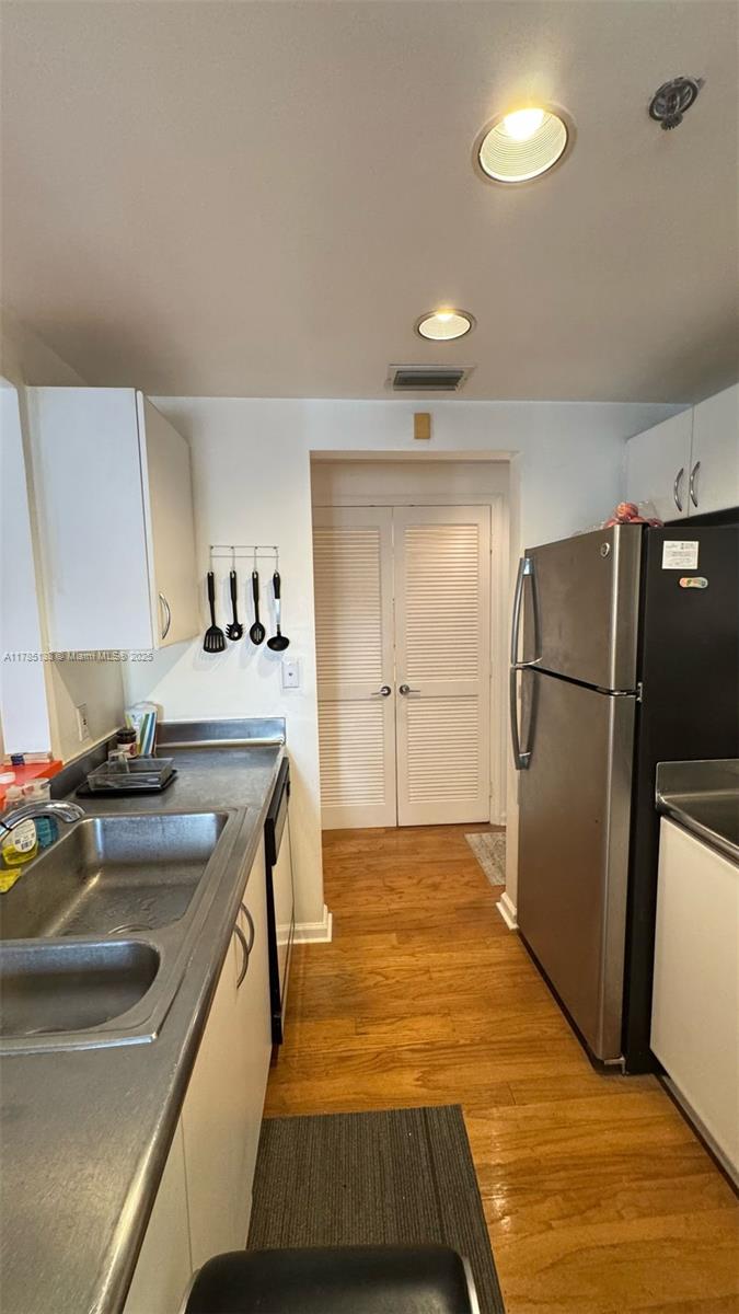 1614 Pennsylvania Ave # 1E