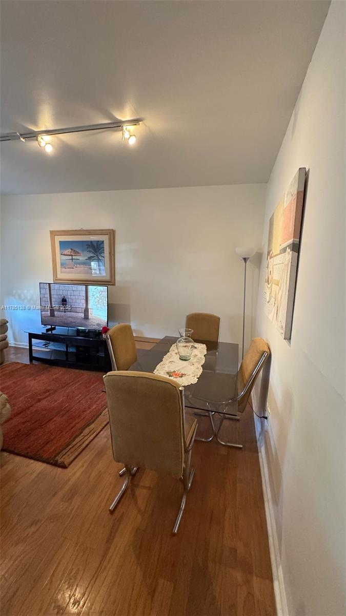 1614 Pennsylvania Ave # 1E