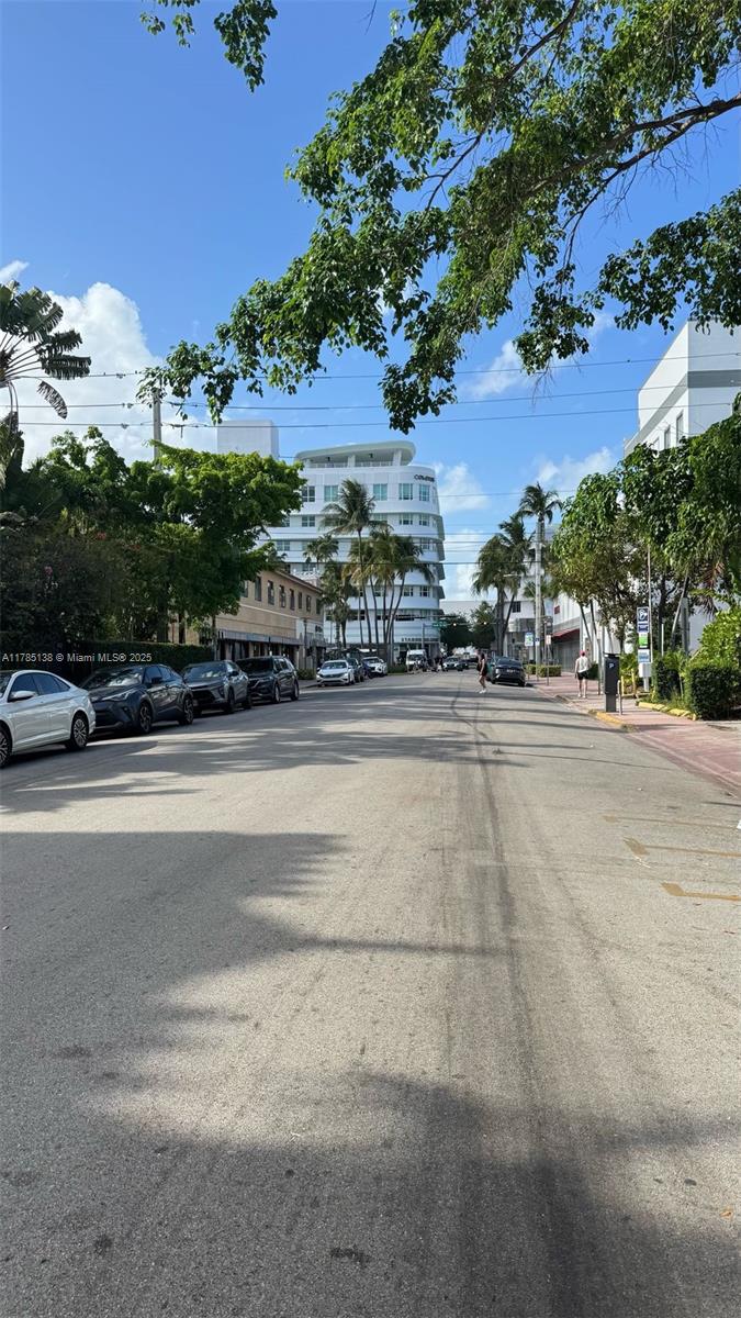 1614 Pennsylvania Ave # 1E