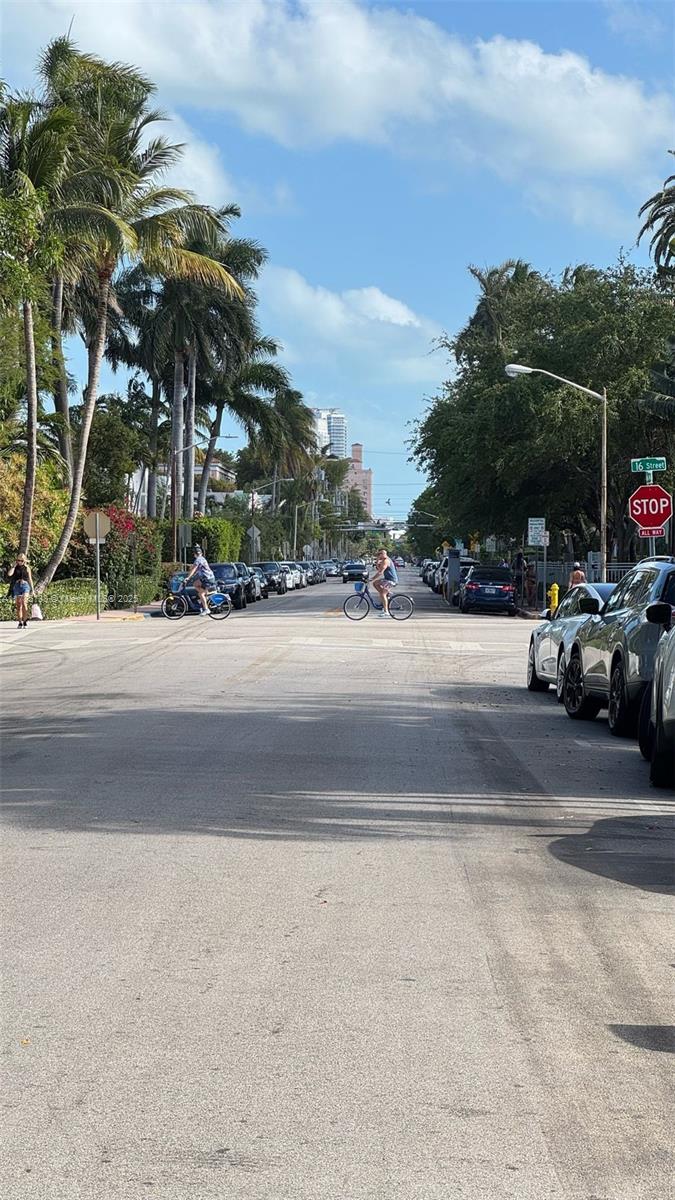 1614 Pennsylvania Ave # 1E